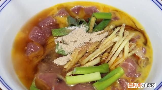 豆腐里淋2个鸡蛋做法 木耳肉末鸡蛋