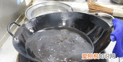 厨师长教你炸糖糕的正确做法,炸糖糕的和面做法