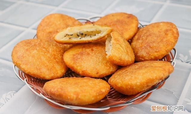 厨师长教你炸糖糕的正确做法,炸糖糕的和面做法