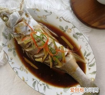 如何蒸海鲈才会嫩滑 清蒸海虾怎么做好吃又简单