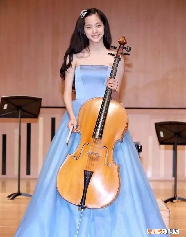 欧阳娜娜的鼻子是塌鼻子吗,欧阳娜娜鼻子侧脸