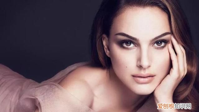 欧阳娜娜的鼻子是塌鼻子吗,欧阳娜娜鼻子侧脸