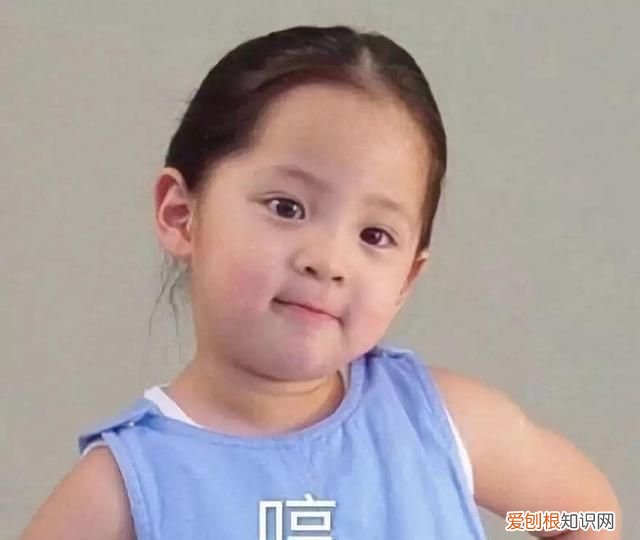 欧阳娜娜的鼻子是塌鼻子吗,欧阳娜娜鼻子侧脸