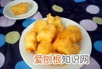 脆皮炸鲜奶外酥里嫩趁热吃 奶香味十足的炸鲜奶外酥里嫩