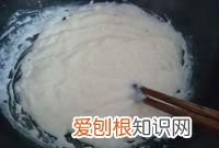 脆皮炸鲜奶外酥里嫩趁热吃 奶香味十足的炸鲜奶外酥里嫩