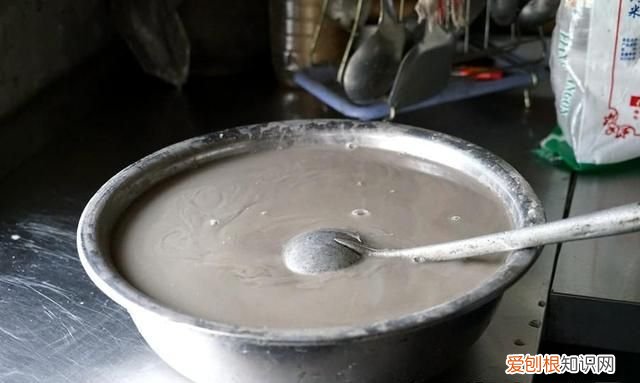 古石磨做豆腐 用树叶做豆腐的树叫什么名呢