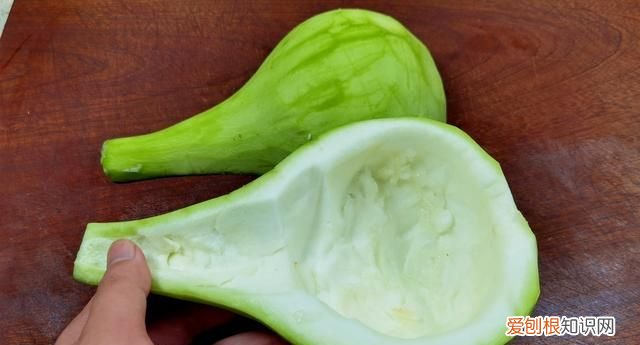 黄瓜苦瓜角瓜凉拌,苦瓜和南瓜一起怎么炒好吃