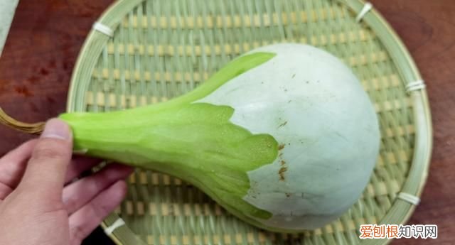 黄瓜苦瓜角瓜凉拌,苦瓜和南瓜一起怎么炒好吃