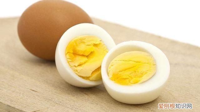 鸡蛋在冰箱能放多久2个月还能吃吗