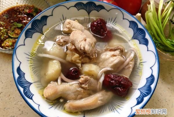 吃不下饭?那是你不会做清甜椰子鸡汤吗