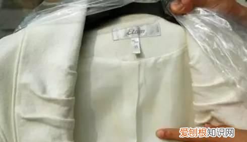 白衣服变黄84消毒液怎么泡能变白