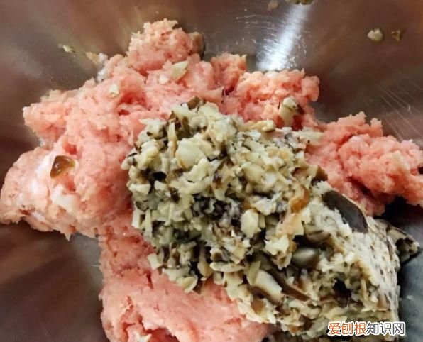 肉末酿青椒的做法 青椒酿肉是蒸还是煎的