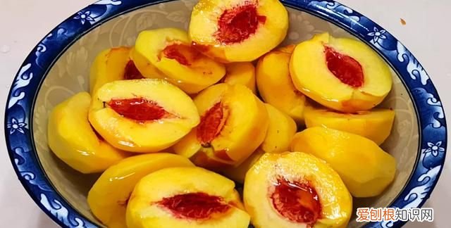 夏天吃桃子怎么才能更凉爽,想吃冰桃子可以把桃子放冰箱吗