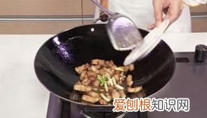 油豆腐怎么炒好吃 家常菜做法,糖尿病人油豆腐酿肉怎么做