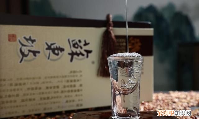 除了“茅五剑”，国内哪种白酒最好喝？这4款榜上有名，你喝过没