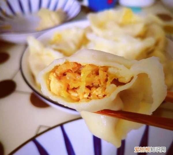 如何做酸菜鸡蛋馅,酸菜鸡蛋包子馅怎么做好吃窍门