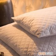 枕芯里面的白色芯需要清洗吗 枕芯长期不洗有什么危害