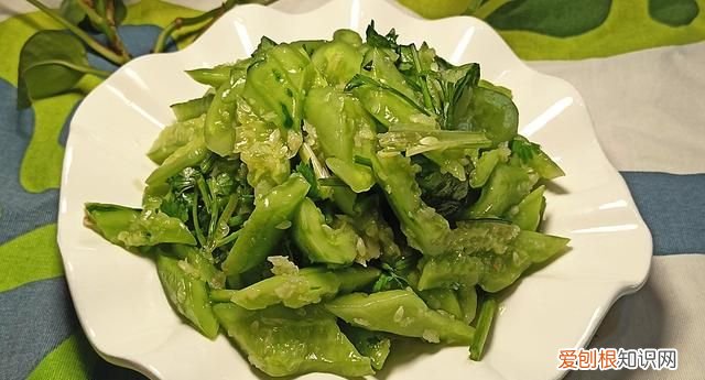 美食分享这样做的拍黄瓜清脆爽口