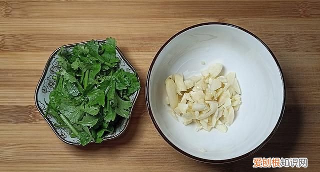 美食分享这样做的拍黄瓜清脆爽口