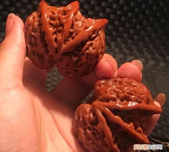 文玩核桃用什么东西才能快速包浆