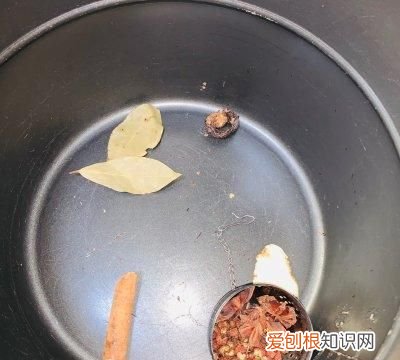 砂锅萝卜炖鸭这么做特别好吃,吃一周都不会腻吗