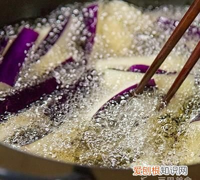 湖南咸蛋黄烧茄子 咸蛋黄烧茄子的做法