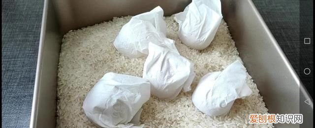 鸡蛋买回家直接放冰箱储存就废了