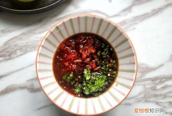 怎么去松花蛋怪味，皮蛋怎么去除石灰味道