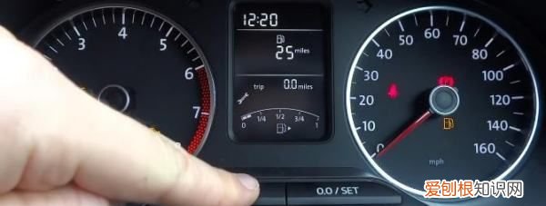 远景x5保养提示灯怎么消除，车上保养提示自己怎么消除