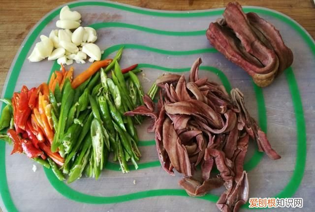 捆肠卷怎么炒好吃,卷菜饼怎么做软又好吃