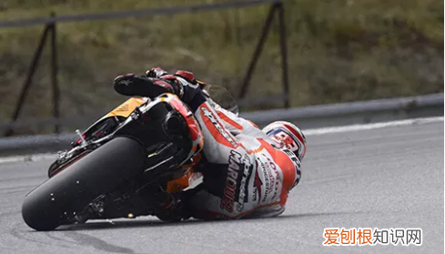 新手应该怎么压弯