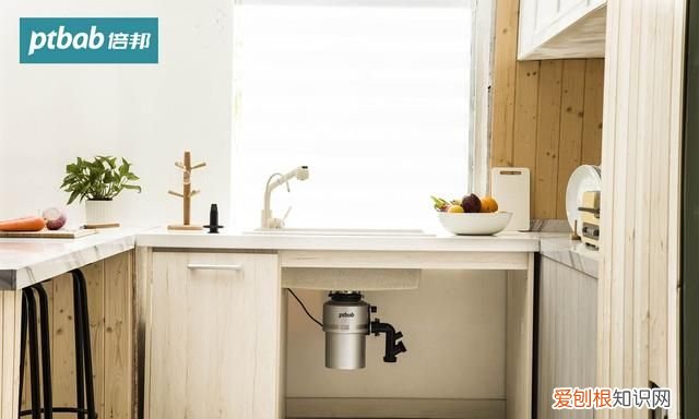 热水瓶里的水垢如何去除最佳，暖瓶胆里的水垢怎么能轻松去除