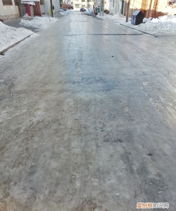 qq怎么把性别改成神，QQ性别怎么改成秘密