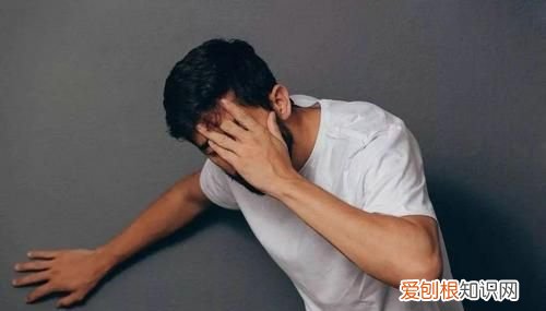 牙膏成分怎么辨别牙膏好坏 牙膏底部色条代表不同功效