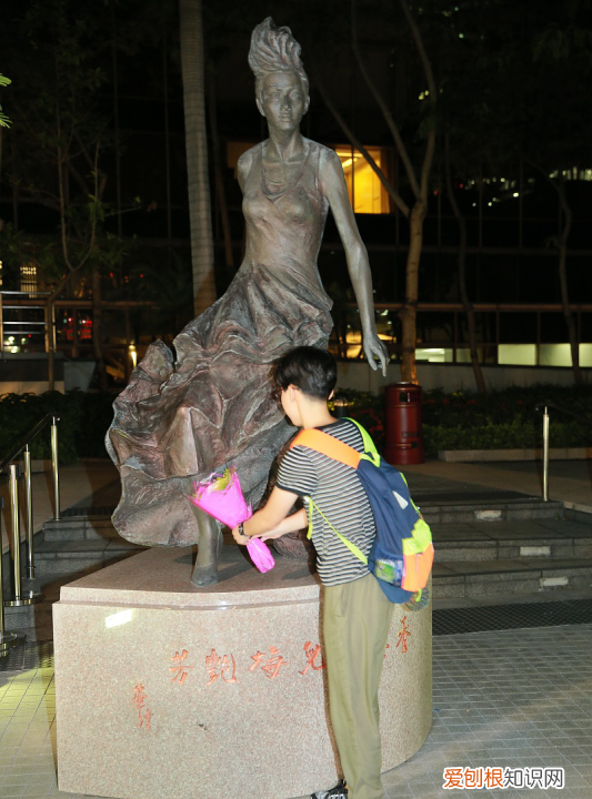 如何怀念父母的句子,当思念父母的时候我们该怎么做