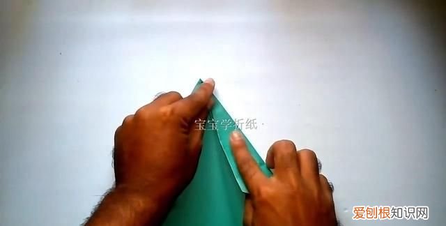 简易纸飞机折法,儿童手工折纸飞机大全