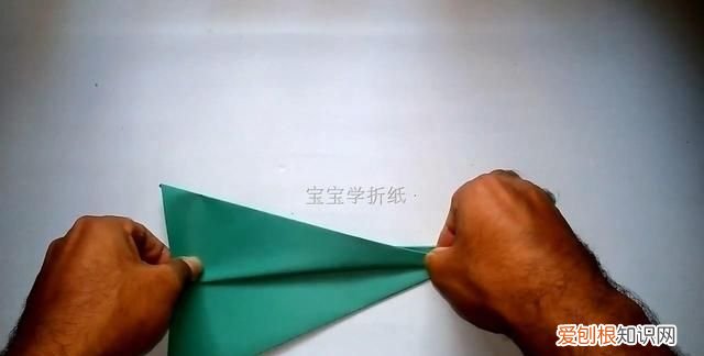 简易纸飞机折法,儿童手工折纸飞机大全