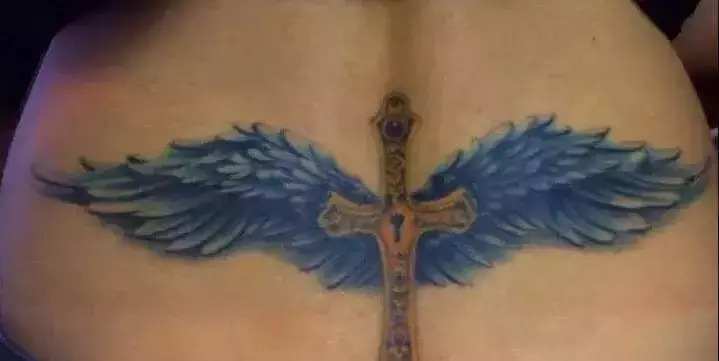 后背纹身图案女