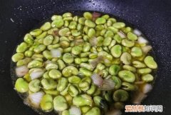 蚕豆怎么煮，水煮五香蚕豆怎么做好吃水煮五香蚕豆的家常做法