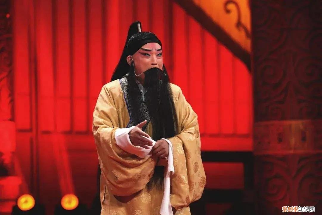 战太平的故事梗概