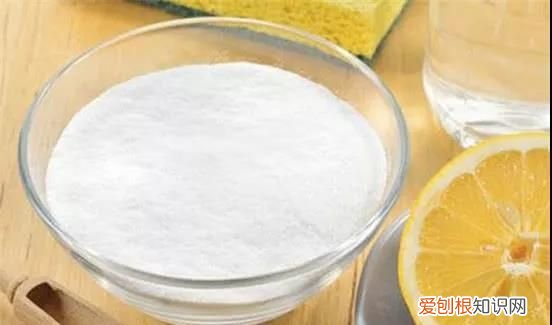 小苏打加白醋可以清洁拖鞋吗 家居清洁小能手小苏打白醋