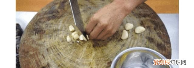 红烧鲤鱼怎么做法，王刚红烧鲤鱼最正宗的做法