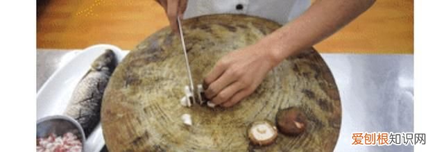 红烧鲤鱼怎么做法，王刚红烧鲤鱼最正宗的做法