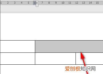 怎么将word表格分成两个，怎么把一个表格内容分割成两个