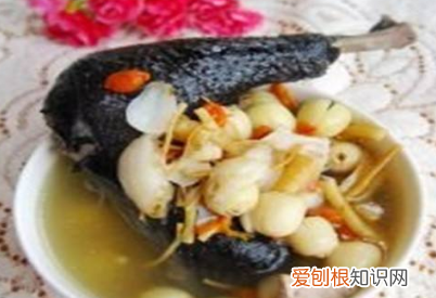 莲子配什么煲汤，莲子可以和什么东西一起煮好吃