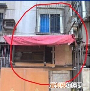 楼下搭棚怎么投诉