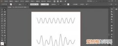 Ai要咋得才可以画出波浪线，ai按住什么键可以使图形保持水平