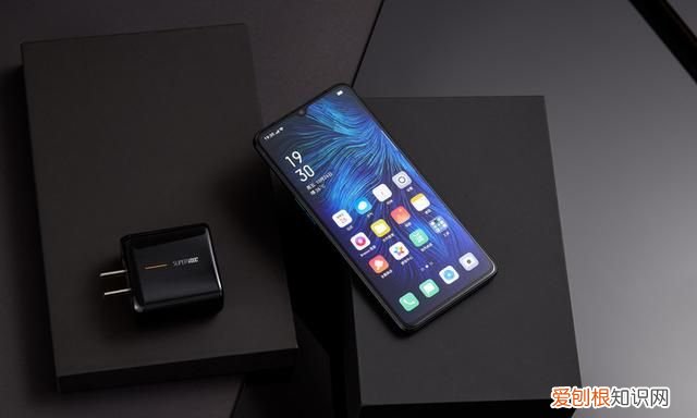 手机充电慢怎么办如何快速充电,手机极速闪充哪一个充电快