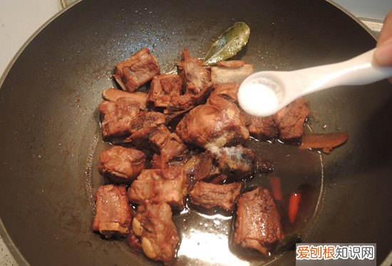 红烧排骨简单做法，红烧排骨的做法小孩很爱吃