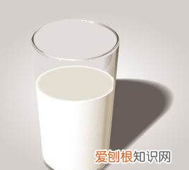 牛奶煮过后还有营养吗，牛奶隔水炖小时还有营养